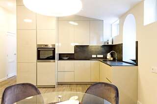 Апартаменты Elegant Town Hall Apartment Каунас Апартаменты с 1 спальней-6
